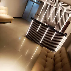 Golden 70 Hotel